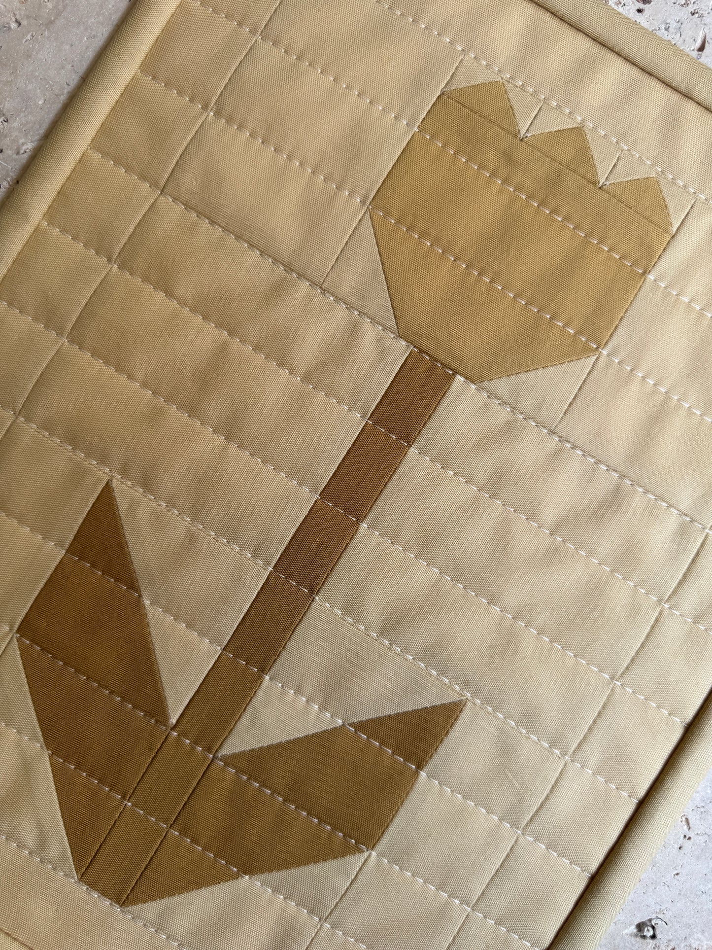 Tulip Medium Work | Honey