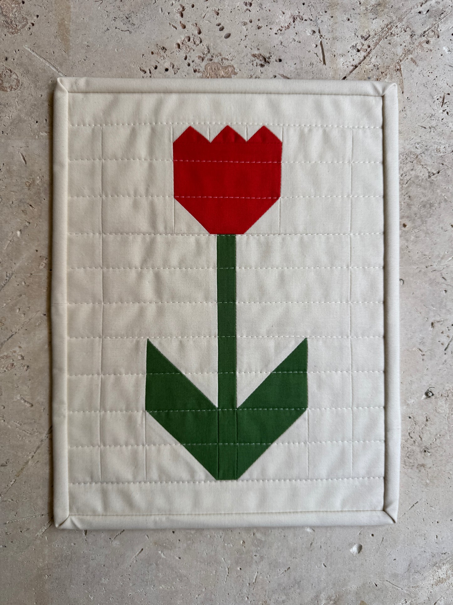 Tulip Medium Work | Pimento